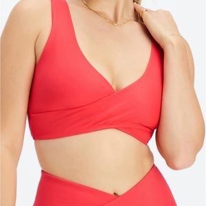Fabletics Low Impact Crossover Sports Bra